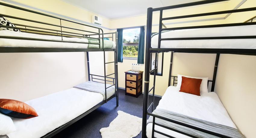 Twin Bunk Entrance
